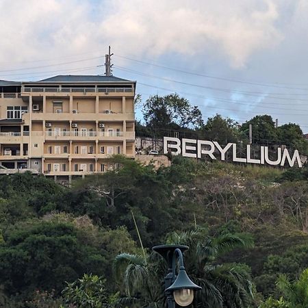 Mobay Las Palmas Montego Bay Exteriör bild