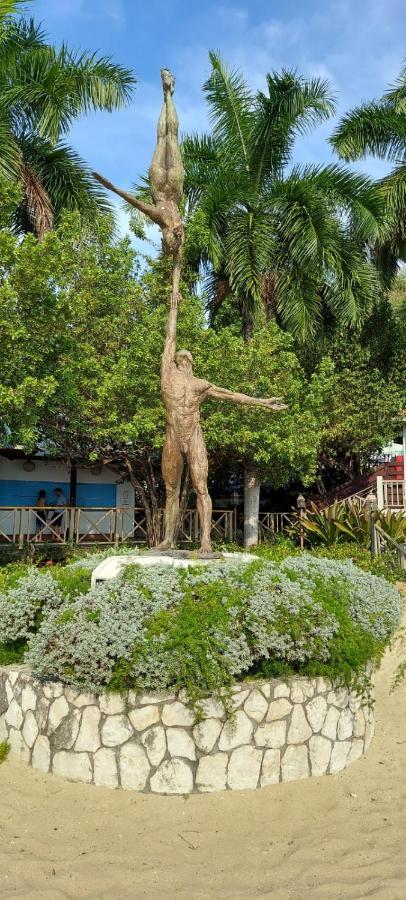 Mobay Las Palmas Montego Bay Exteriör bild