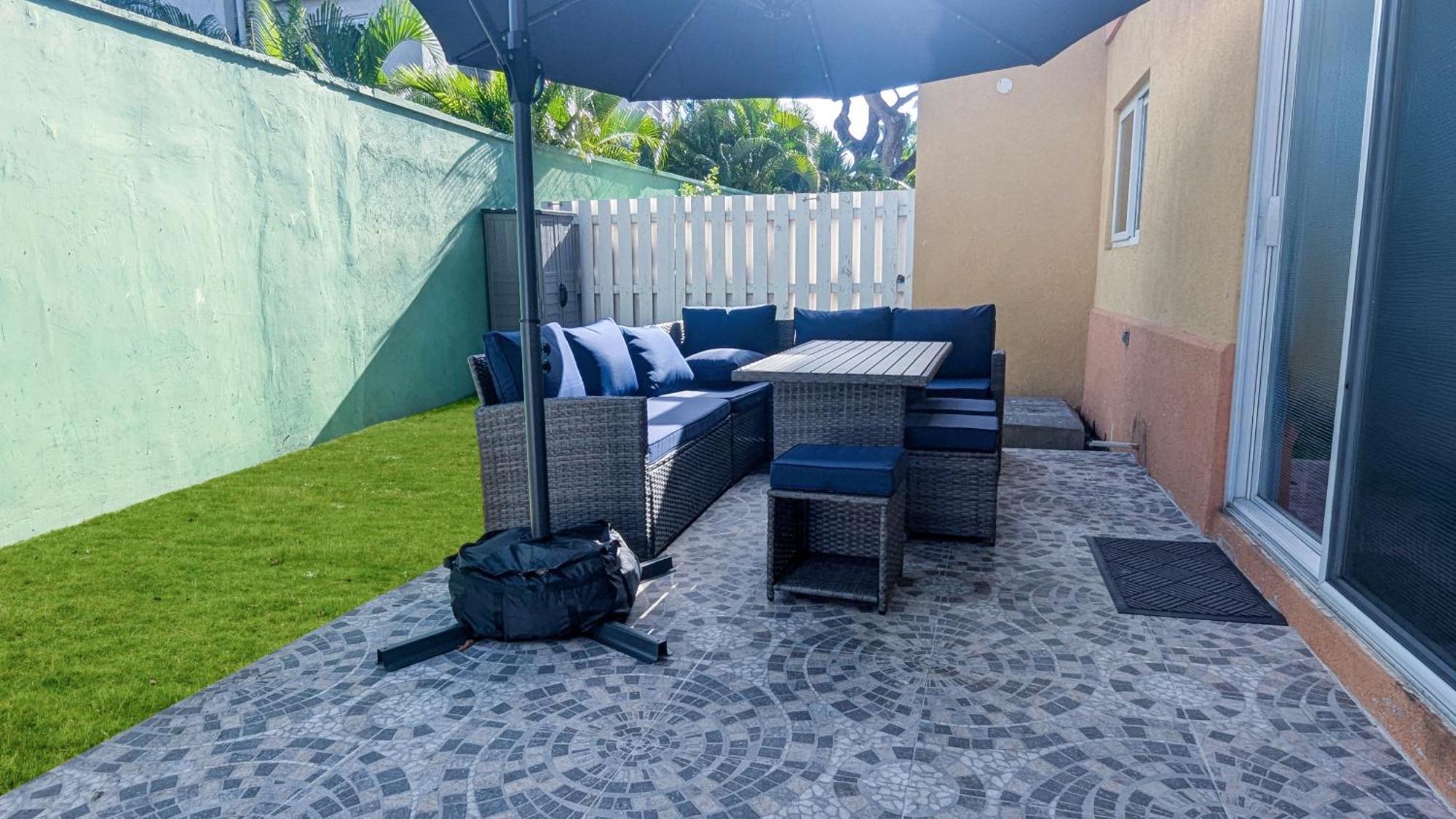 Mobay Las Palmas Montego Bay Exteriör bild